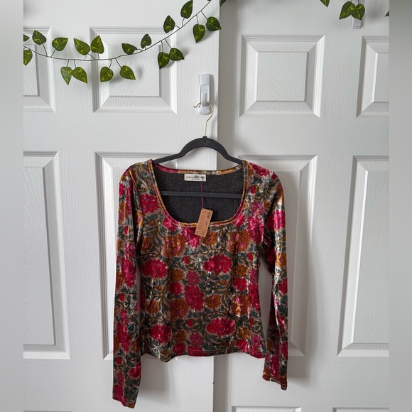 NATURAL LIFE Tops - NWT Velvet Floral Colorful Long Sleeve top by Natural Life